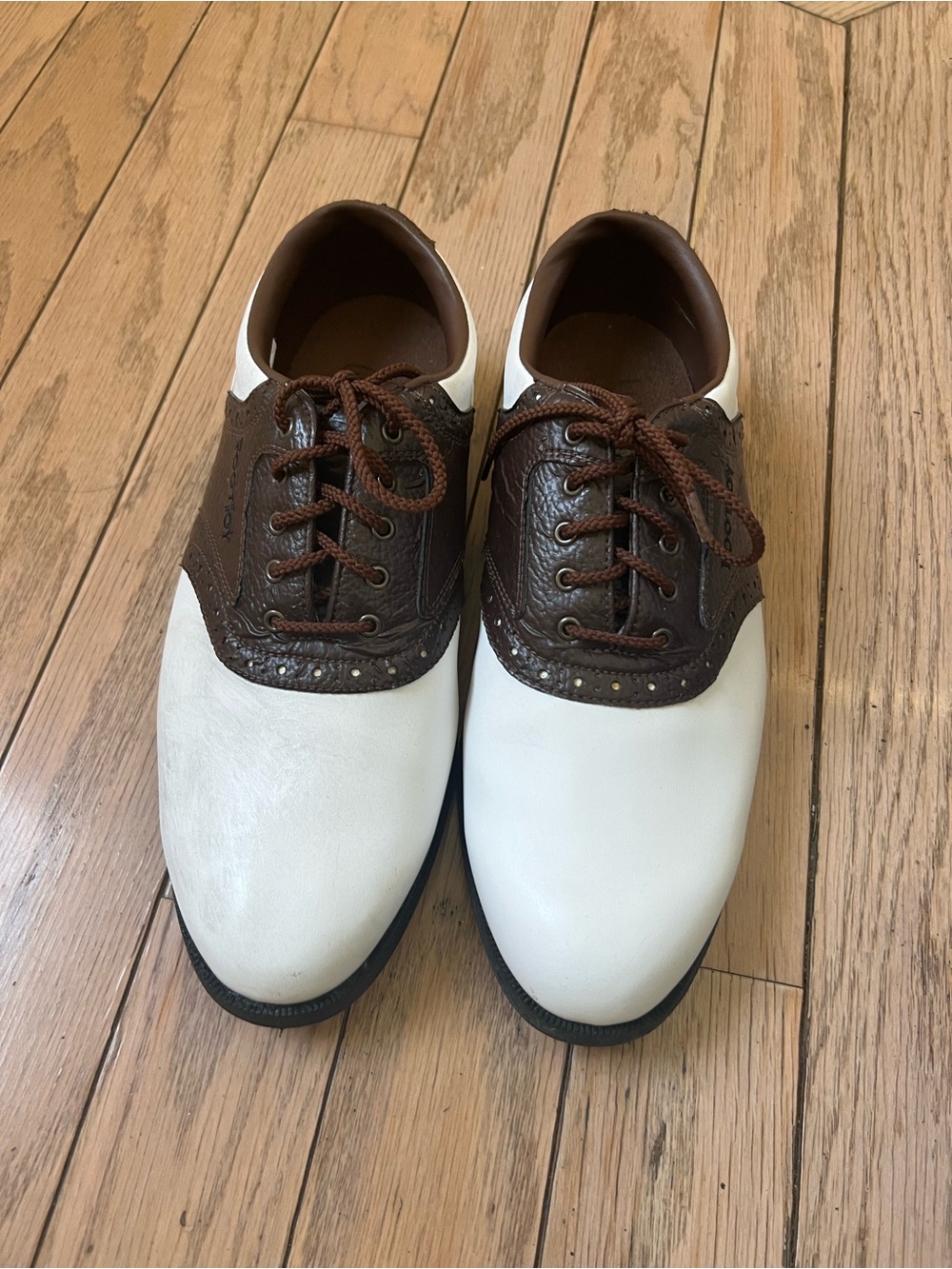 Golf Men's Two-Tone Brown and White Leather Golf Shoes